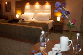  Agropolog Hotel & Restaurant  Тетово